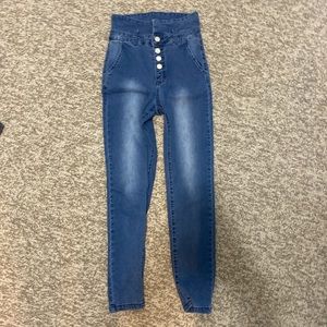 High waisted skinny jeans